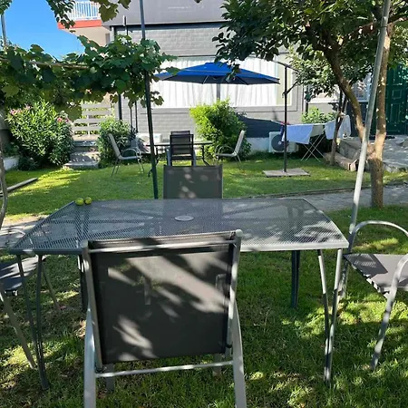 Green Studio Апартаменты